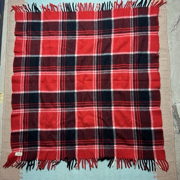 Vintage 60s 70s Faribo Wool Plaid Fringed Throw Blanket Red 45.5 X 50.5 - Picture 3 of 4